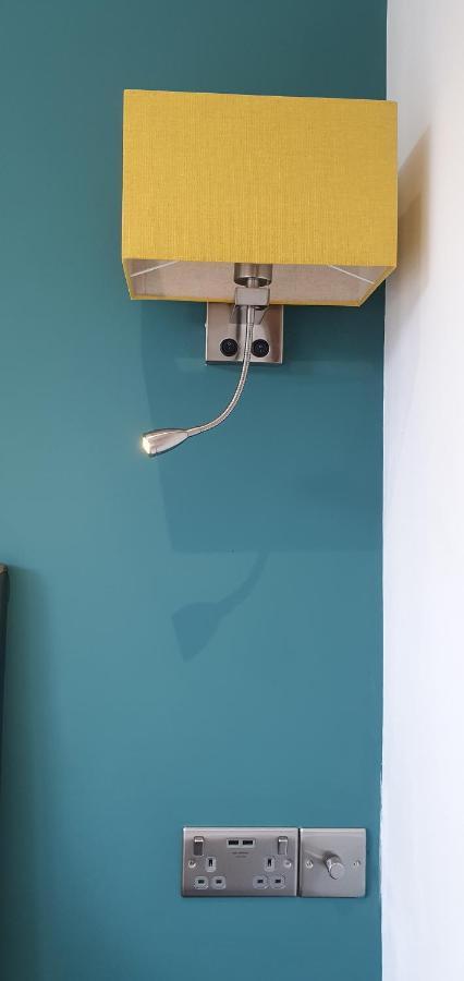 Studios At 74 스윈던 외부 사진